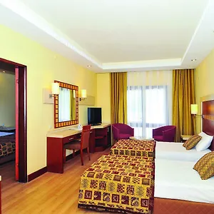 Green Beach Resort גונדוגן