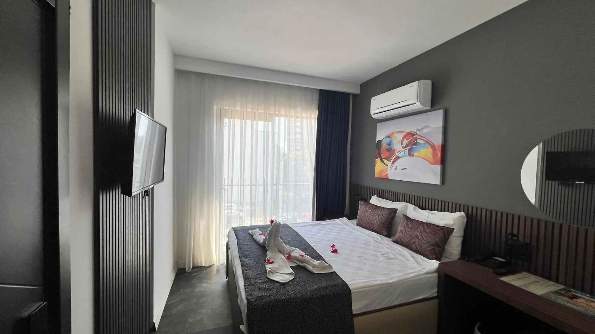 Wolf Of The City Hotel & Spa Antalya Türkei